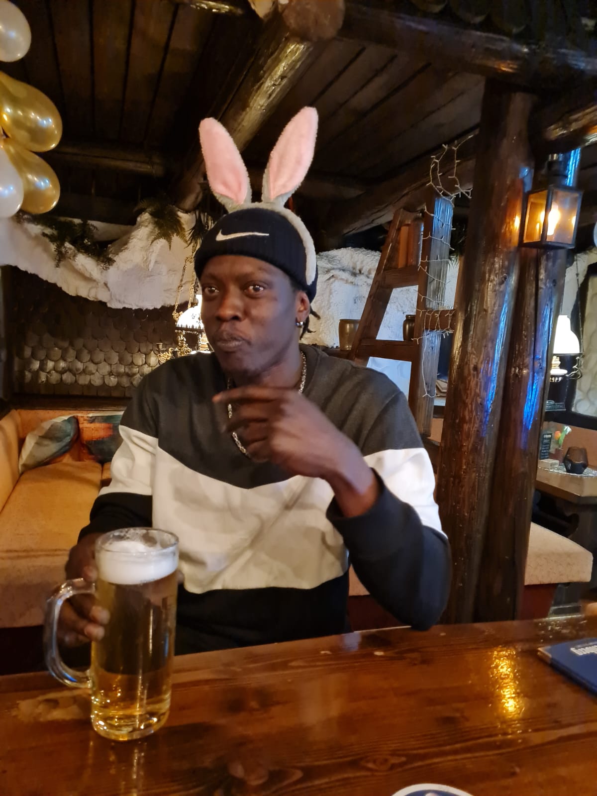 Moonlight Lounge - WhatsApp Image 2026-01-04 at 22.52.21 (2).jpeg